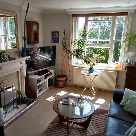 Stunning Retro Apartment In Central Brighton Bagian luar foto