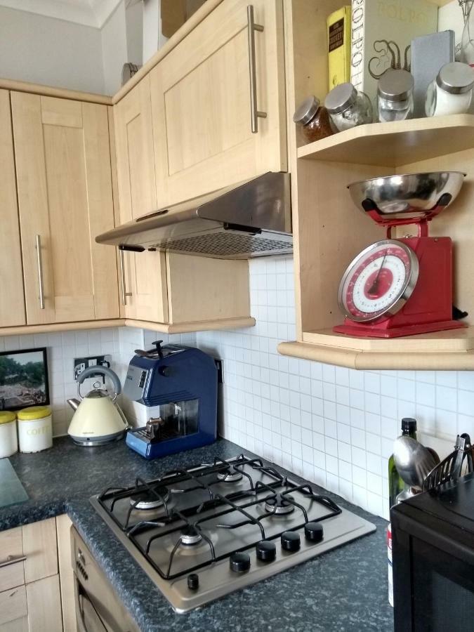 Stunning Retro Apartment In Central Brighton Bagian luar foto