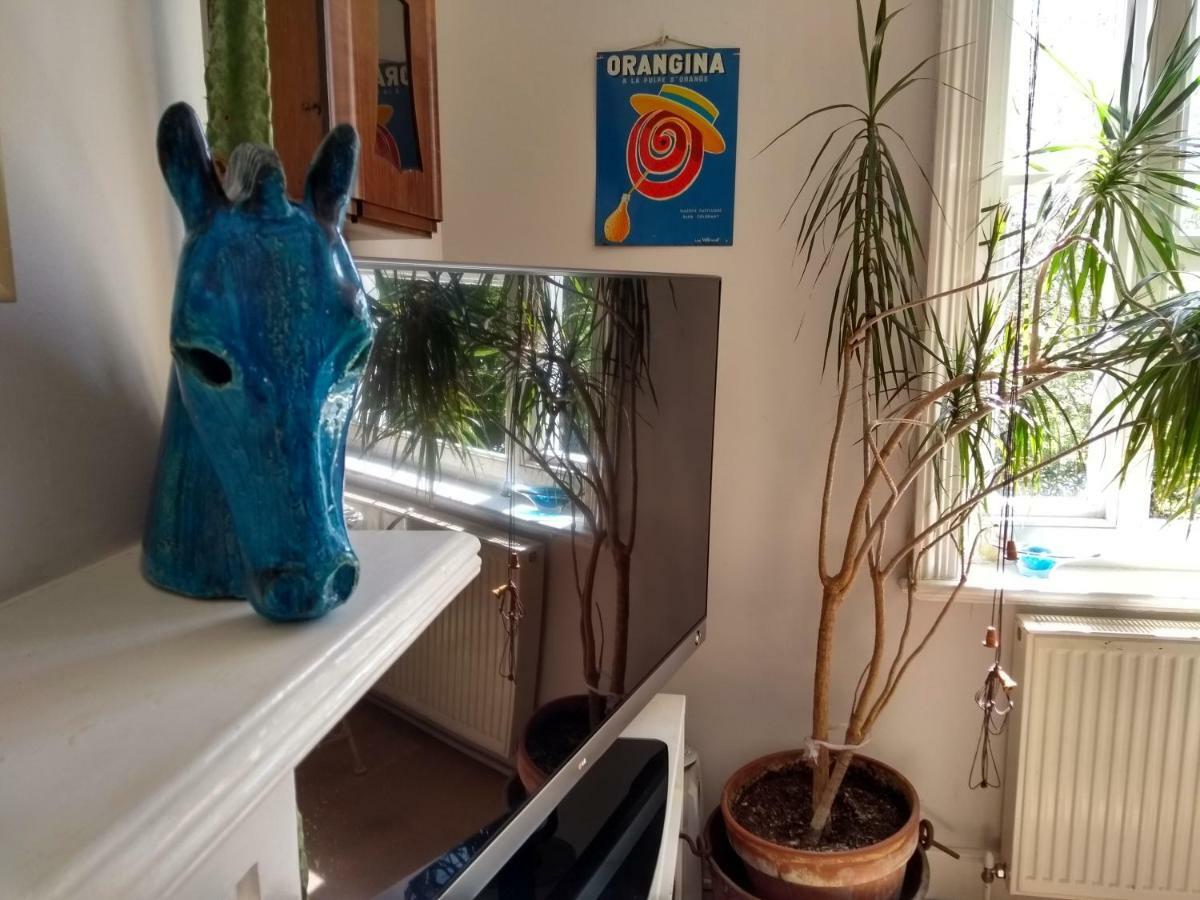 Stunning Retro Apartment In Central Brighton Bagian luar foto