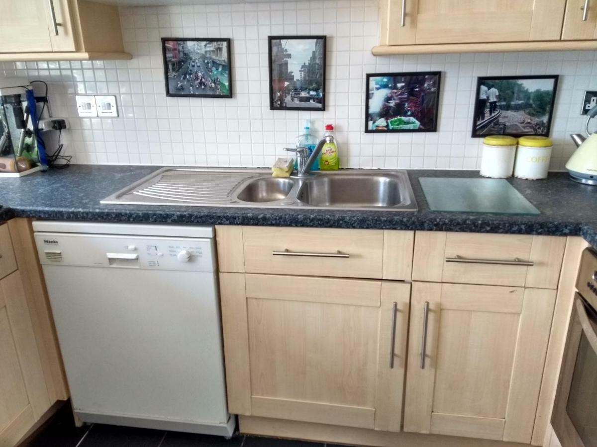 Stunning Retro Apartment In Central Brighton Bagian luar foto